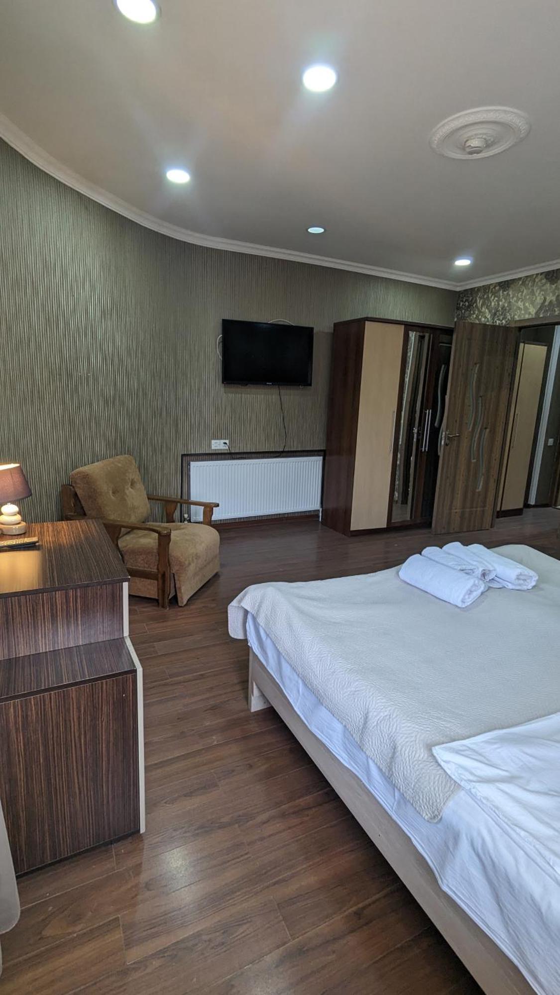 Dkd-Bridge Hotel Tbilisi Exteriér fotografie