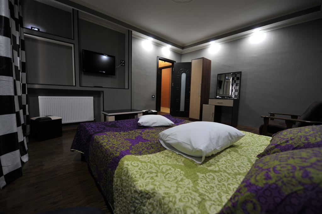 Dkd-Bridge Hotel Tbilisi Exteriér fotografie